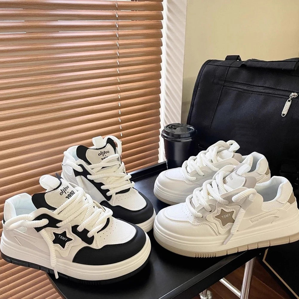 Star Walking Sneakers Y2K Platform Shoes Thick Sole Comfortable Running Shoes Aesthetic Tennis Shoes for Outdoor Sports